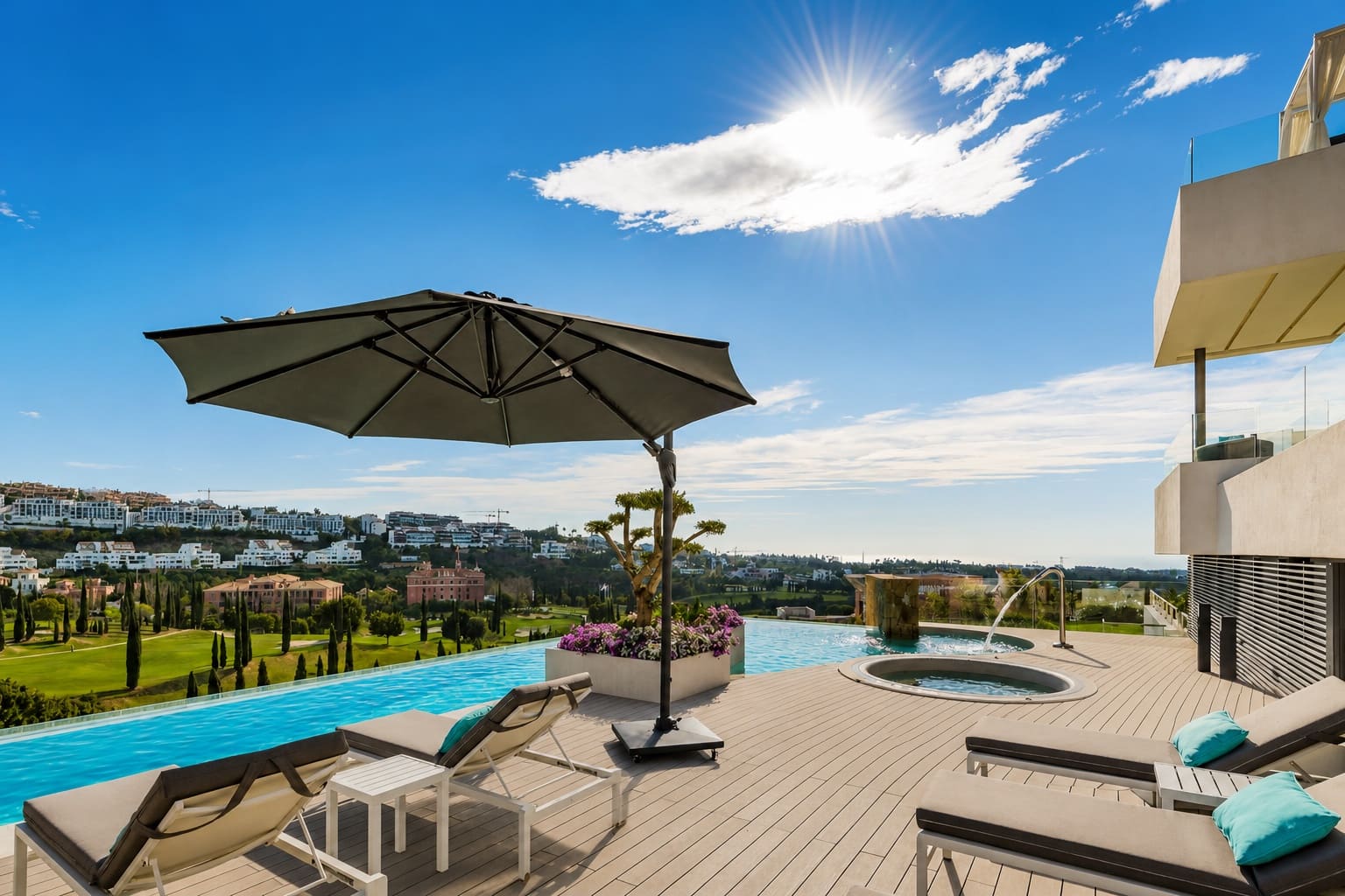 8 bedroom Villa for holiday rental in Los Flamingos with pool garage - € 39,200 (Ref: 9899260)