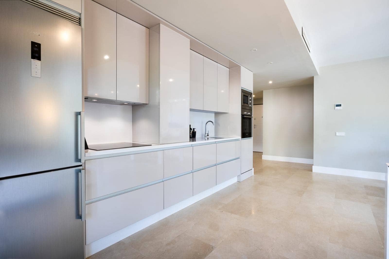 2 quarto Apartamento para venda em New Golden Mile com piscina garagem - 435 000 € (Ref: 9899261)