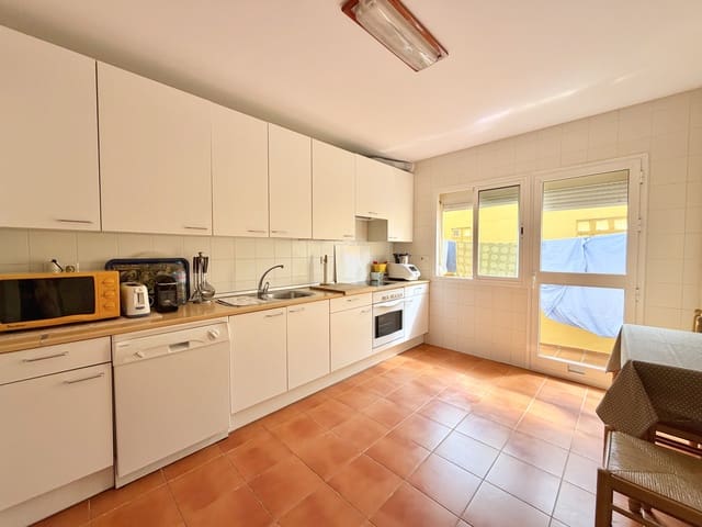 4 sovrum Hus till salu i Cancelada, Estepona med pool garage - 549 000 € (Ref: 9912741)
