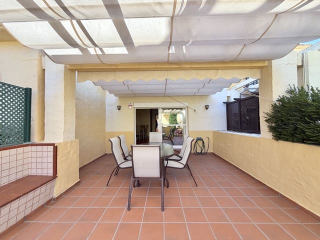 4 sovrum Hus till salu i Cancelada, Estepona med pool garage - 549 000 € (Ref: 9912741)