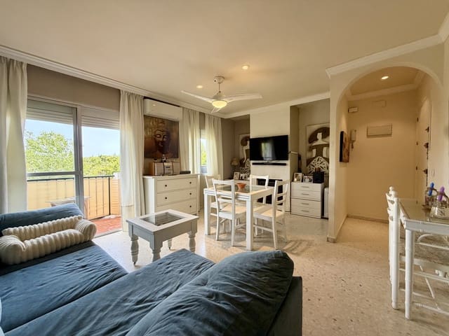 3 makuuhuone Kattohuoneisto myytävänä paikassa Estepona mukana uima-altaan - 300 000 € (Ref: 9912742)