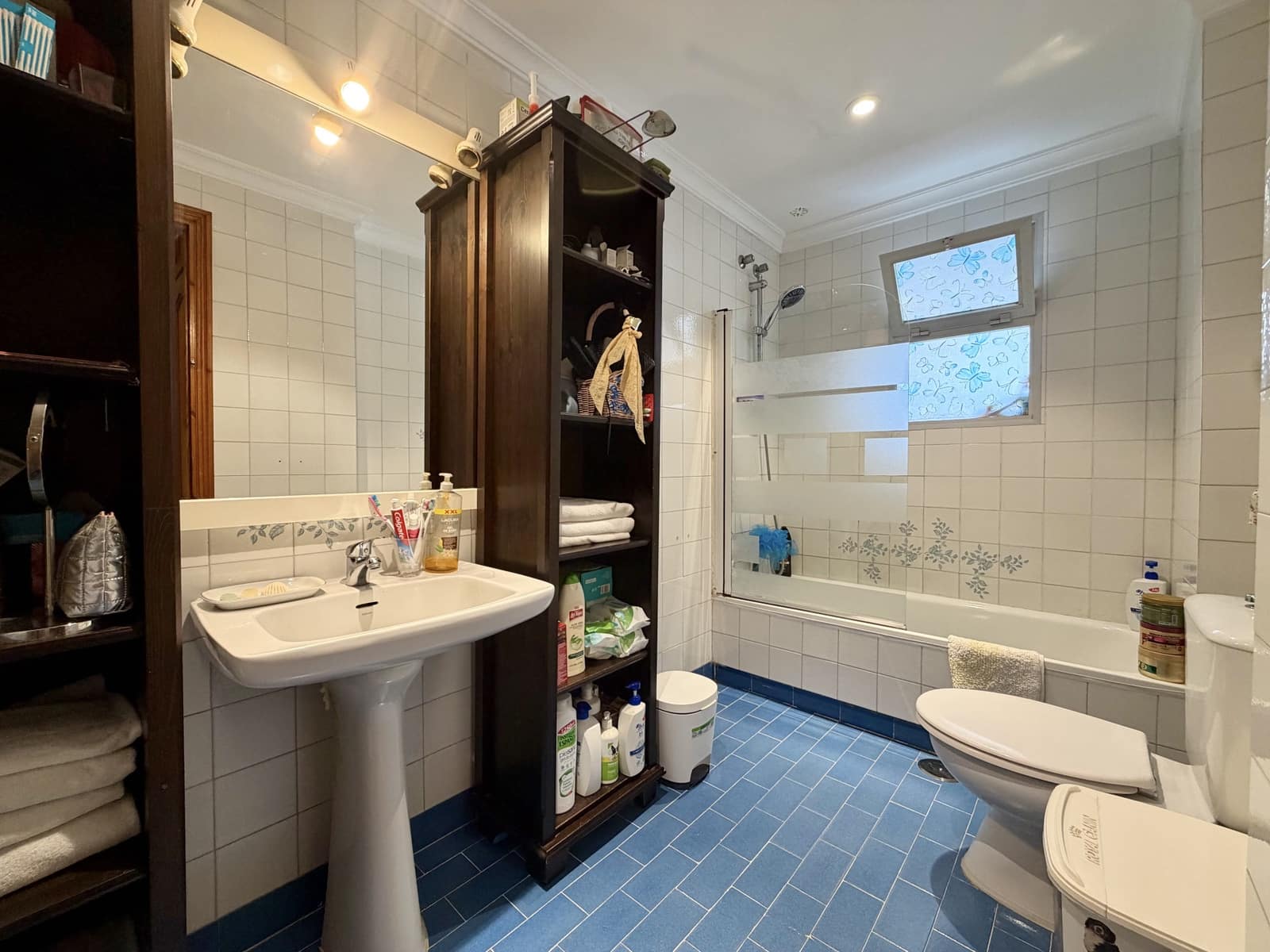 Ático de 3 habitaciones en Estepona en venta con piscina - 300.000 € (Ref: 9912742)