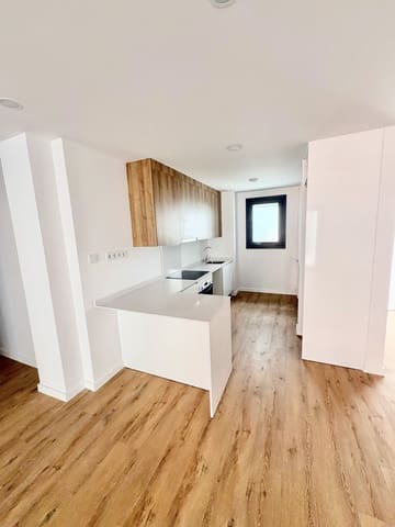3 makuuhuone Huoneisto vuokrattavana paikassa Huerta Nueva, Estepona mukana uima-altaan 
autotalli - 3 000 € (Ref: 9915380)