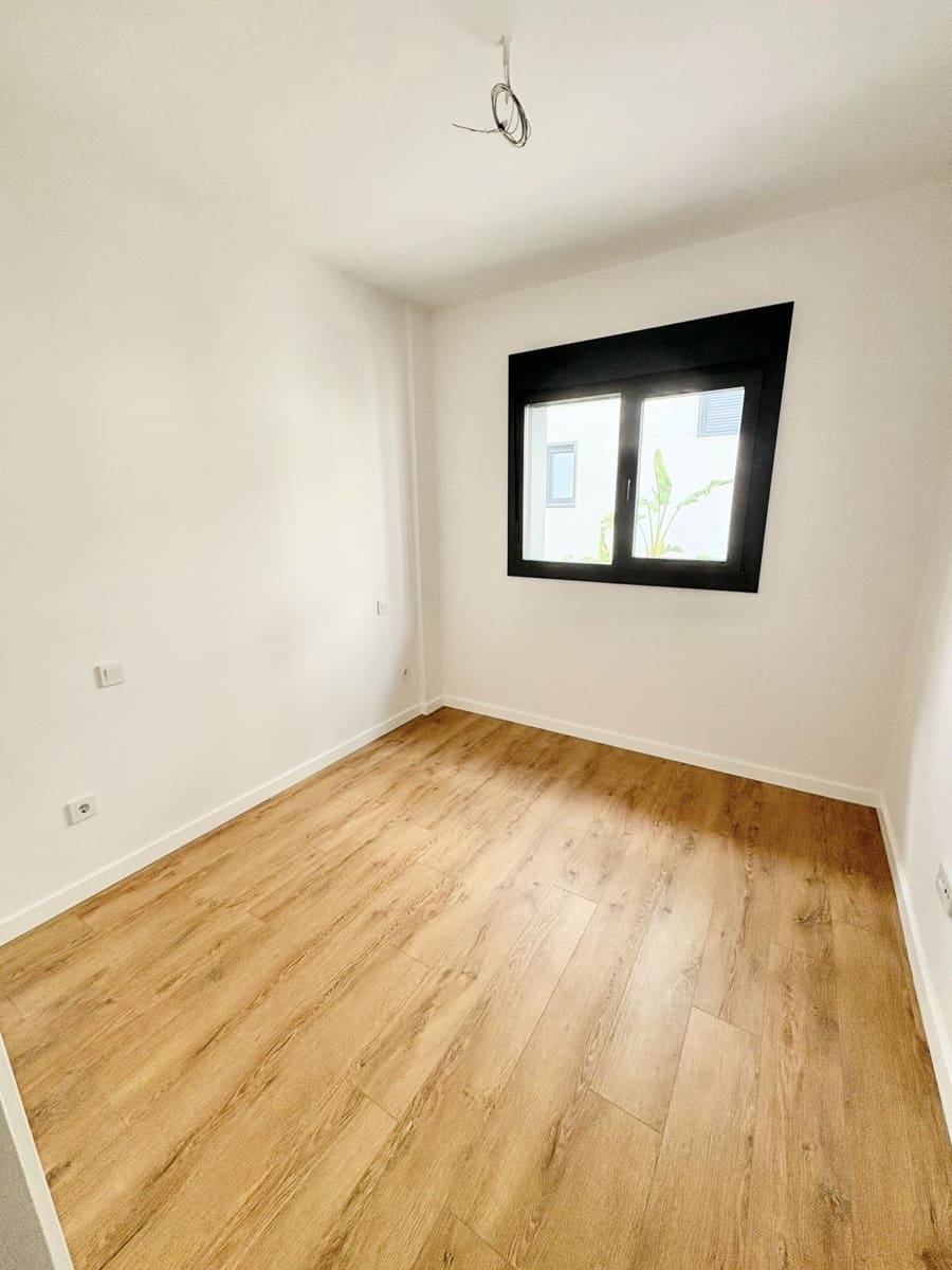 3 makuuhuone Huoneisto vuokrattavana paikassa Estepona mukana uima-altaan 
autotalli - 3 000 € (Ref: 9915380)