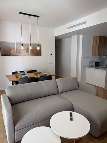 3 quarto Apartamento para arrendar em Huerta Nueva, Estepona com piscina garagem - 3 000 € (Ref: 9915380)