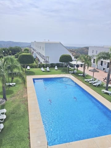 1 soverom Penthouse til salgs i Altos de Estepona, Estepona med svømmebasseng garasje - € 180 000 (Ref: 9921912)