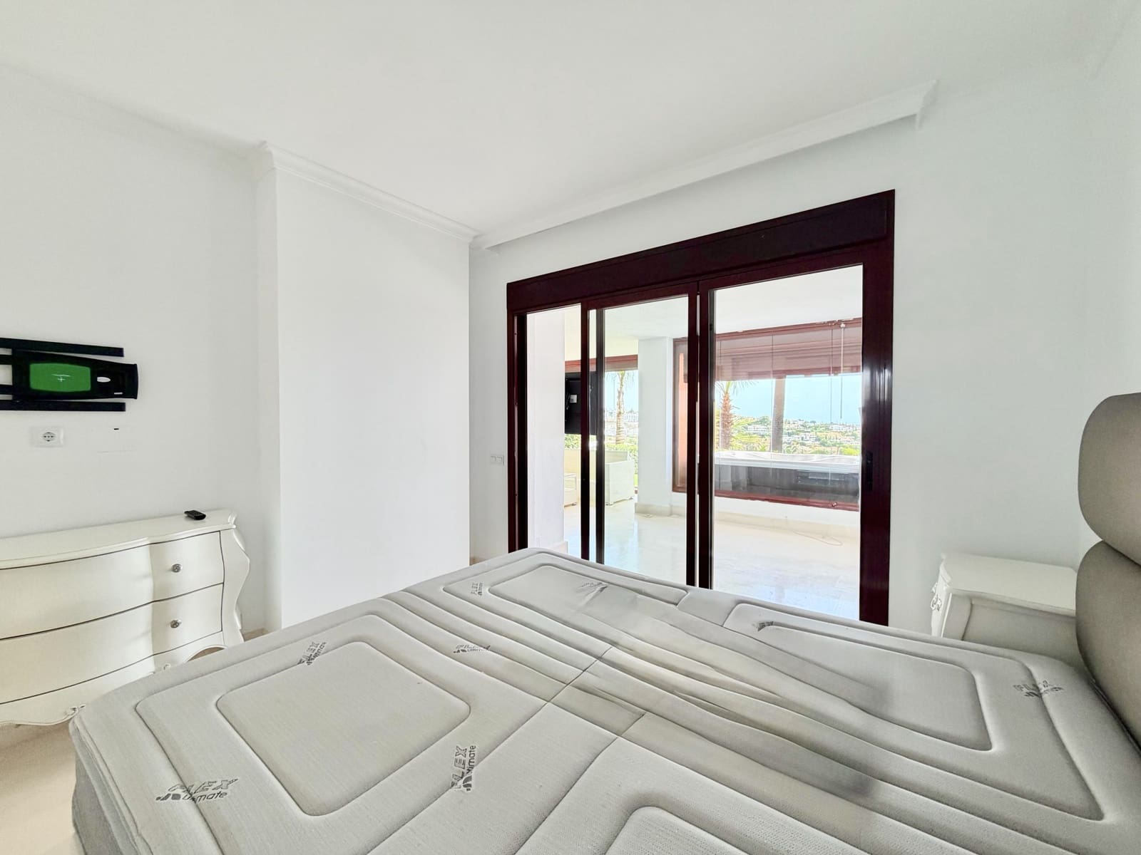 2 slaapkamer Appartement te koop in Los Flamingos met zwembad garage - € 515.000 (Ref: 9921913)