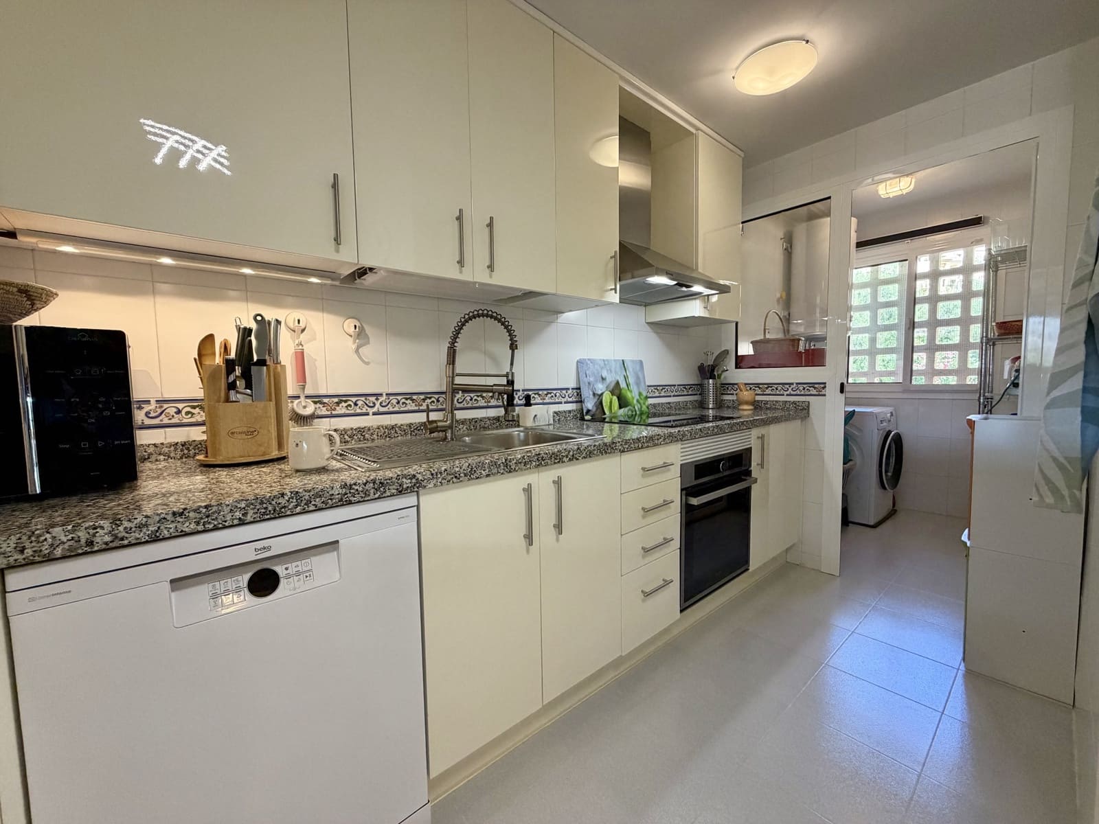2 chambre Appartement à vendre à Manilva avec piscine - 295 000 € (Ref: 9927022)