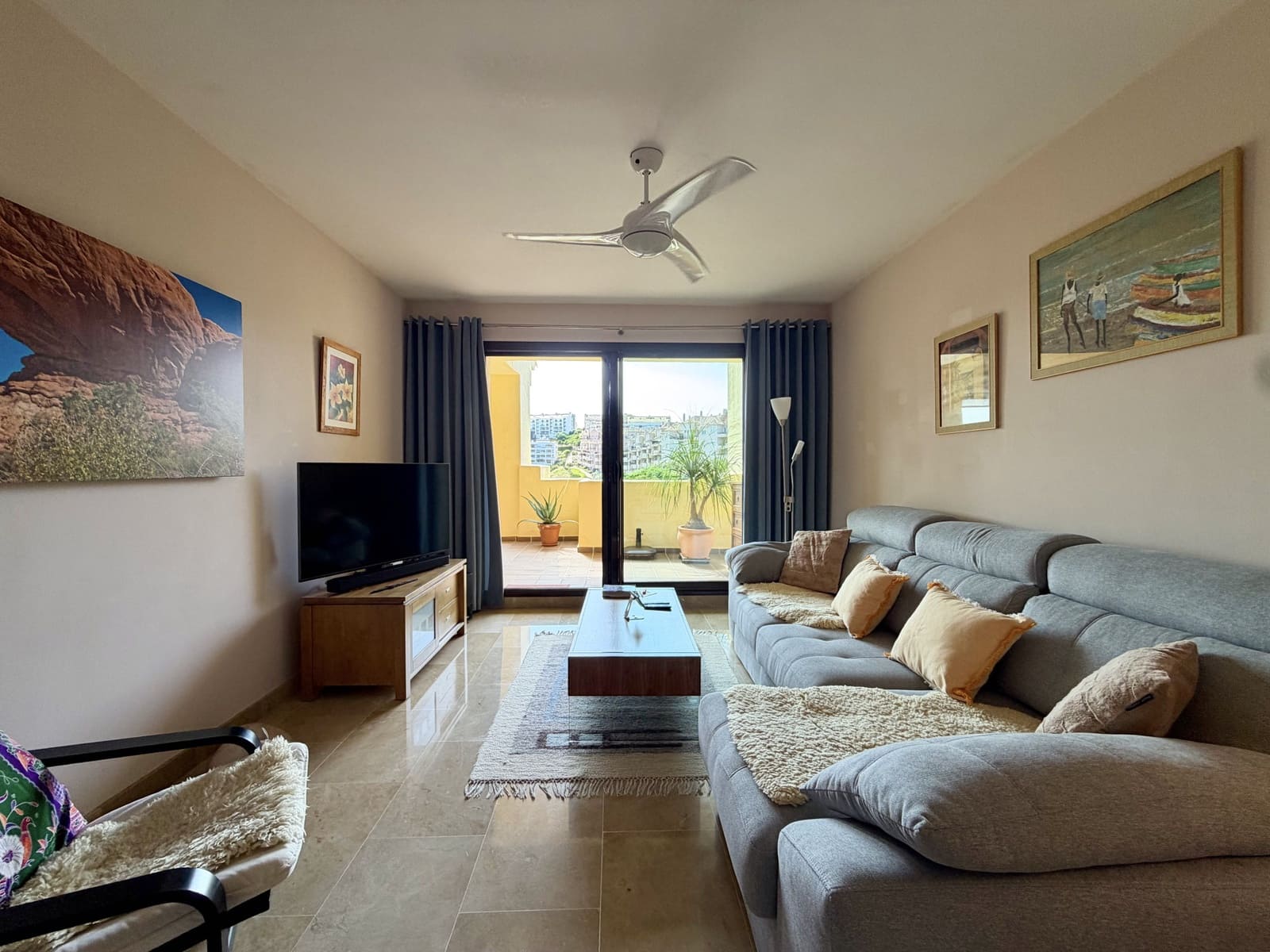 2 chambre Appartement à vendre à Manilva avec piscine - 295 000 € (Ref: 9927022)
