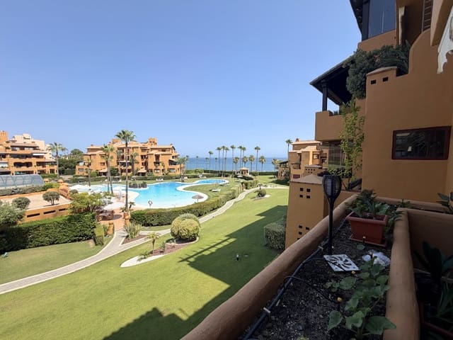 2 soverom Leilighet til salgs i El Padrón, Estepona med svømmebasseng garasje - € 1 350 000 (Ref: 9947430)