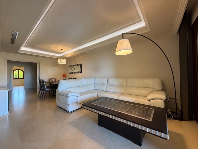 2 Zimmer Apartment zu verkaufen in Estepona mit Pool Garage - 1.250.000 € (Ref: 9953881)