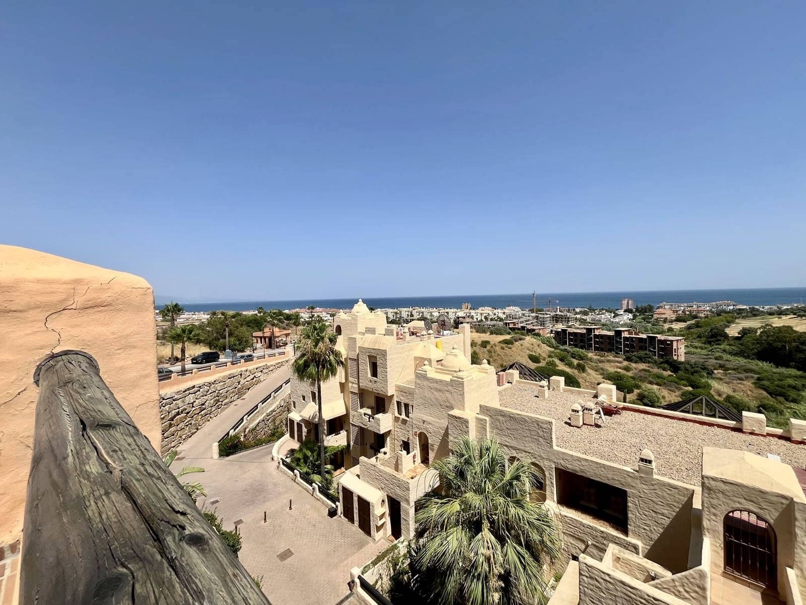 2 bedroom Apartment for rent in Manilva with pool garage - € 2,000 (Ref: 9966302)