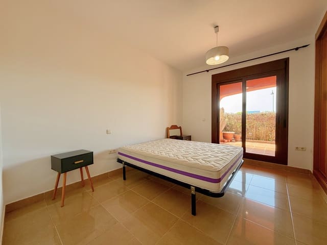 2 Zimmer Apartment zu vermieten in Zona de Punta Plata, Estepona mit Pool Garage - 2.000 € (Ref: 9976902)