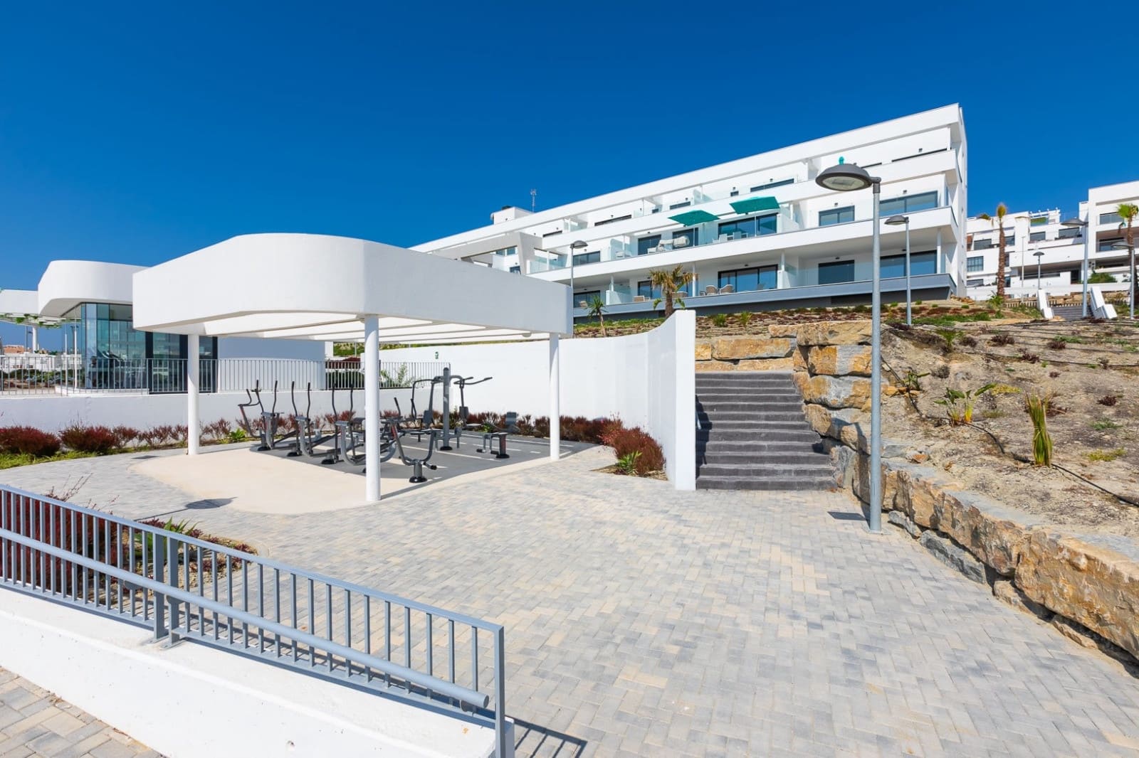 2 camera da letto Appartamento da affittare in Casares con piscina garage - 2.300 € (Rif: 9993903)