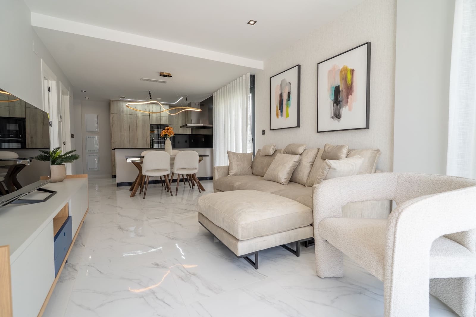 4 sovrum Villa till salu i Orihuela Costa med pool garage - 679 000 € (Ref: 10034859)