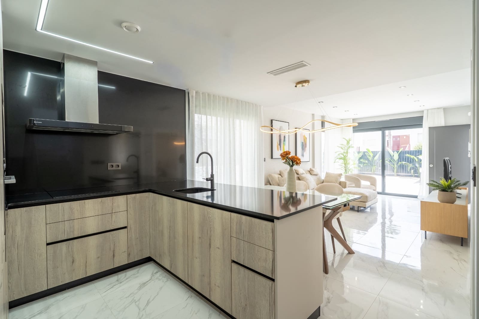 4 sovrum Villa till salu i Orihuela Costa med pool garage - 679 000 € (Ref: 10034859)