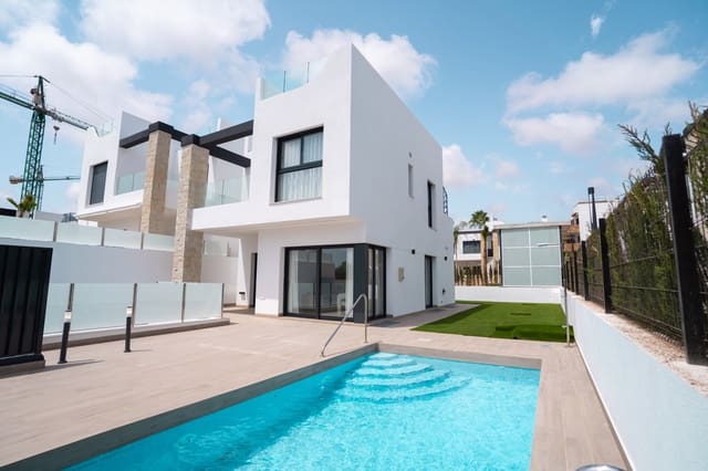4 sovrum Villa till salu i Punta Prima, Orihuela med pool garage - 679 000 € (Ref: 10034859)