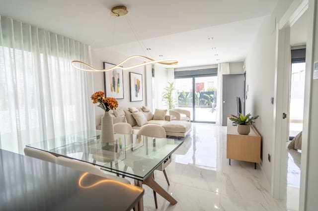 4 sovrum Villa till salu i Punta Prima, Orihuela med pool garage - 679 000 € (Ref: 10034859)