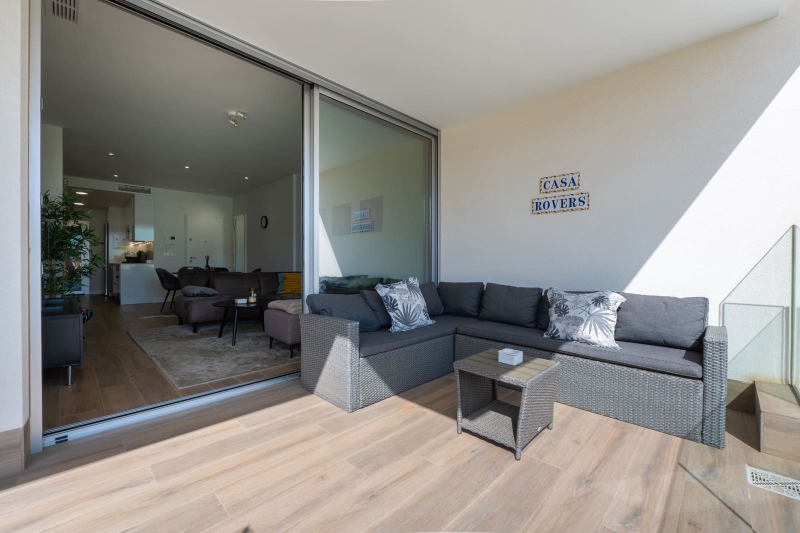2 soveværelse Lejlighed til salg i Villamartin med swimmingpool garage - € 299.000 (Ref: 10060896)