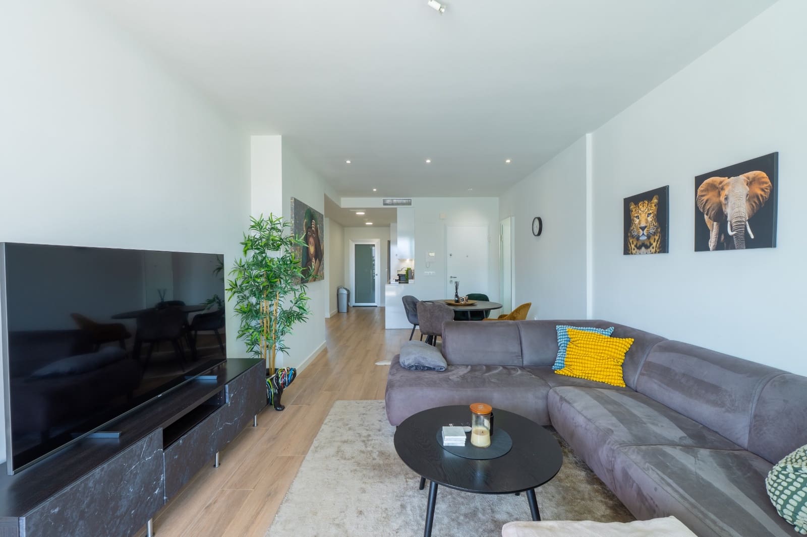 2 soveværelse Lejlighed til salg i Villamartin med swimmingpool garage - € 299.000 (Ref: 10060896)