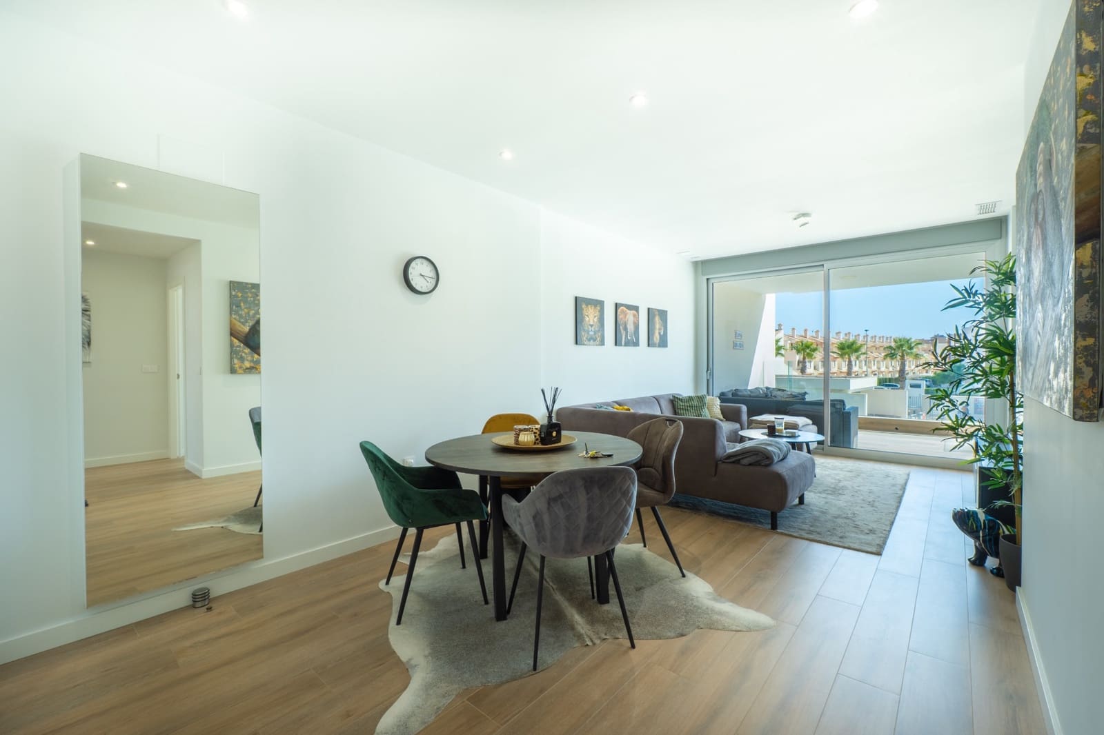 2 soveværelse Lejlighed til salg i Villamartin med swimmingpool garage - € 299.000 (Ref: 10060896)