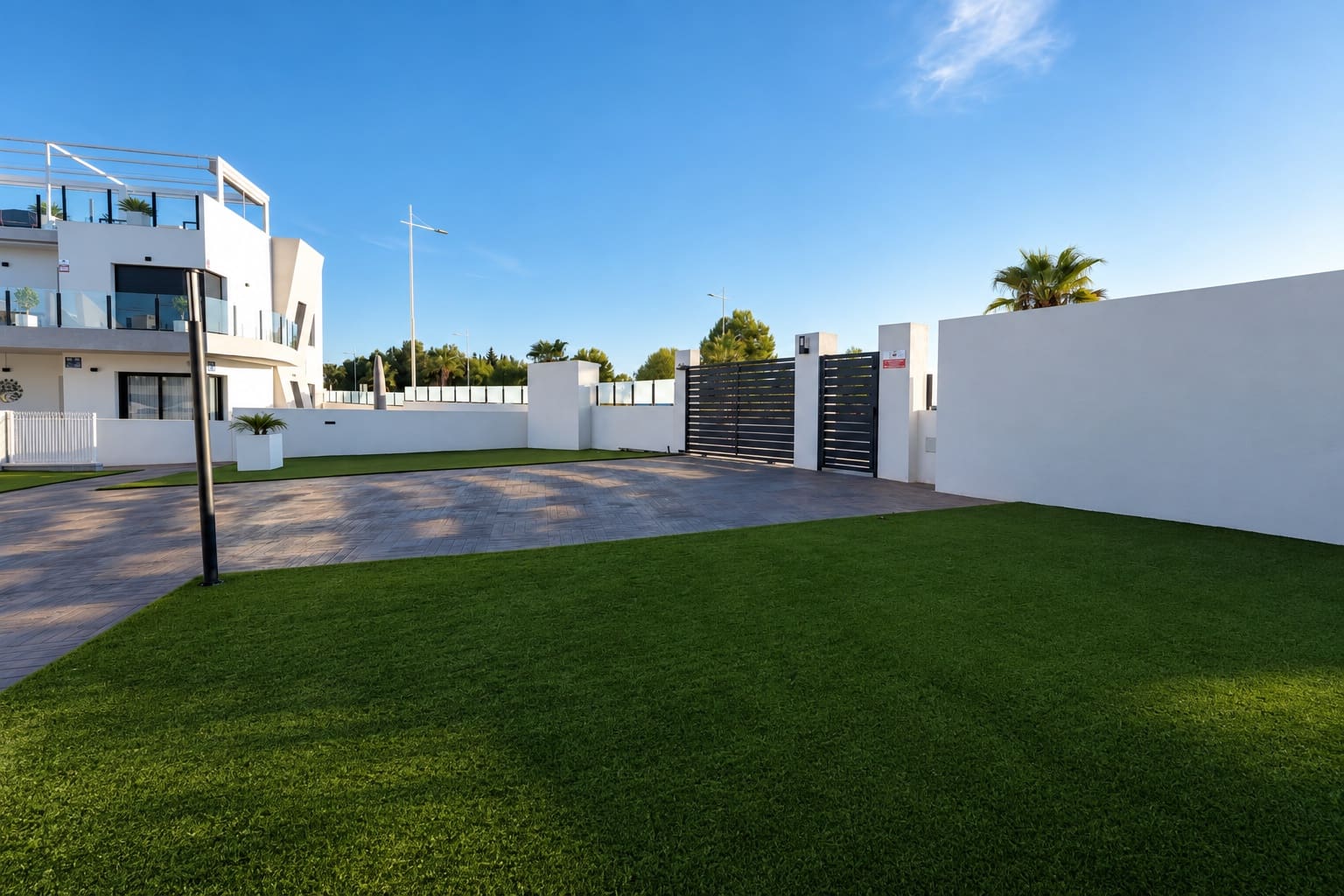 2 sovrum Takvåning till salu i San Miguel de Salinas med pool - 275 000 € (Ref: 10098955)