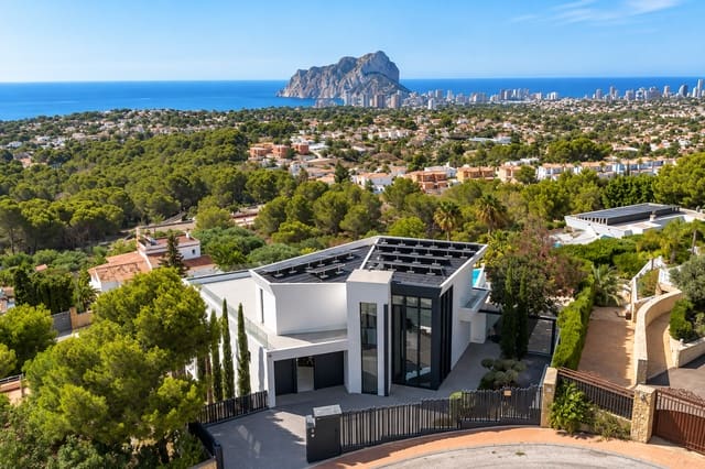 9 quarto Moradia para venda em Benissa com piscina garagem - 3 900 000 € (Ref: 10099145)