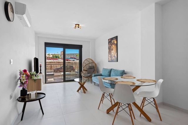 2 slaapkamer Appartement te koop in San Miguel de Salinas met zwembad - € 234.900 (Ref: 10121053)