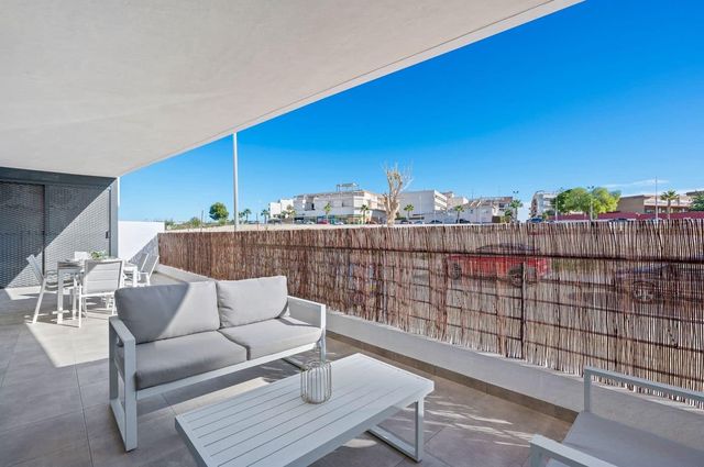 2 slaapkamer Appartement te koop in San Miguel de Salinas met zwembad - € 234.900 (Ref: 10121053)