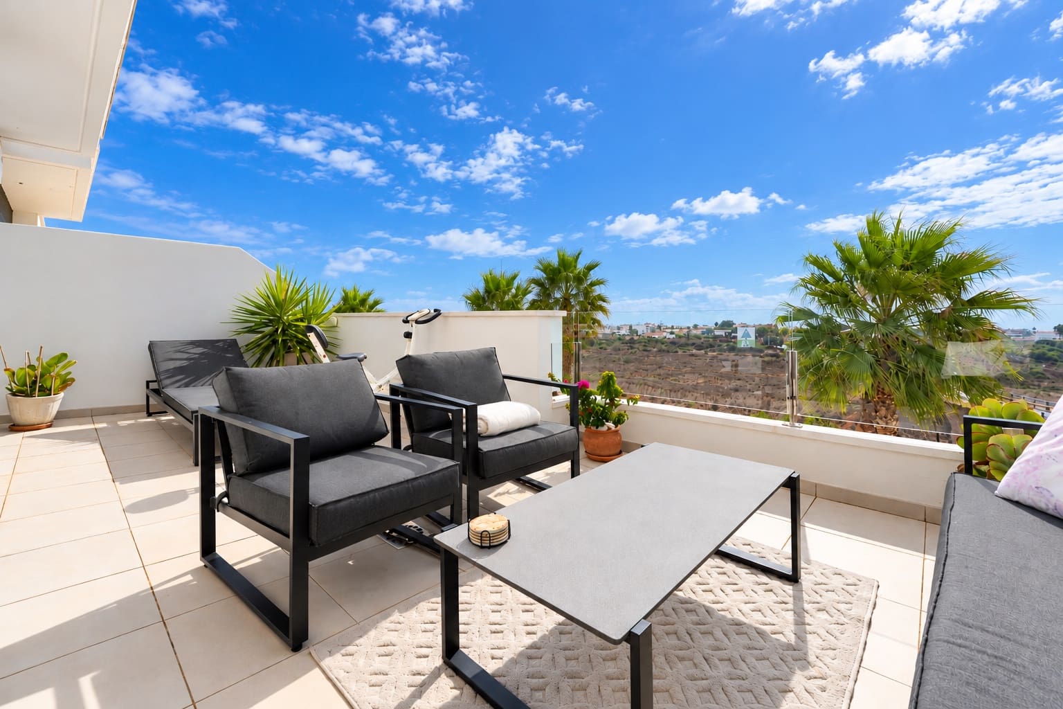 3 sovrum Takvåning till salu i Orihuela Costa med pool garage - 365 000 € (Ref: 10130624)