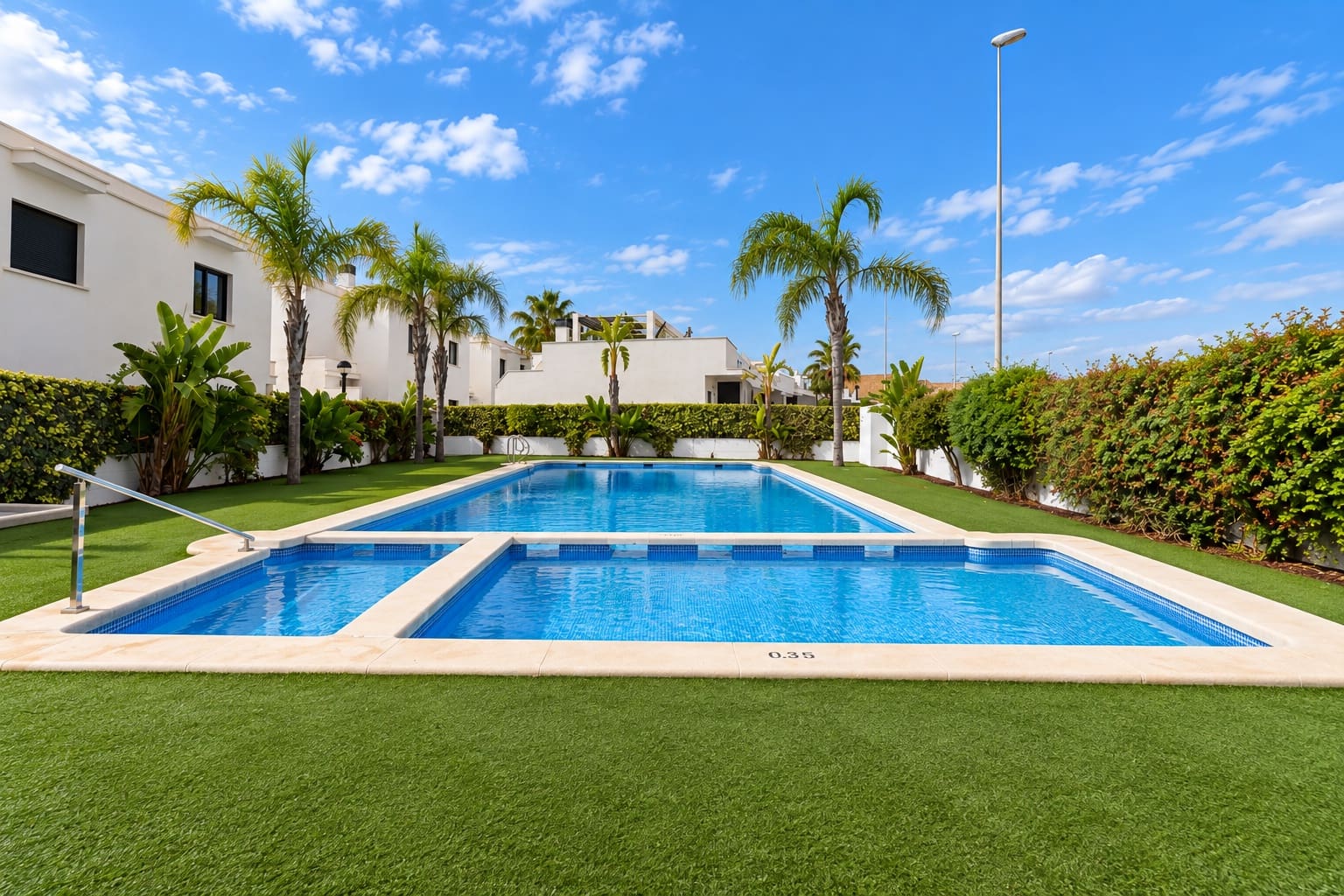 3 sovrum Takvåning till salu i Orihuela Costa med pool garage - 365 000 € (Ref: 10130624)