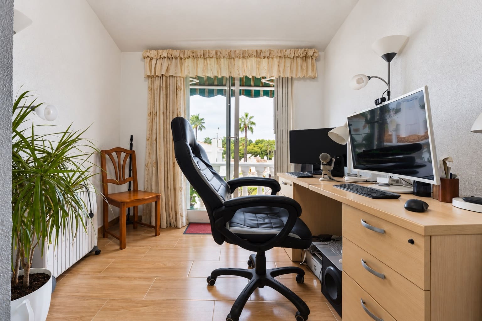 3 Zimmer Haus zu verkaufen in Villamartin mit Pool - 259.000 € (Ref: 10135012)