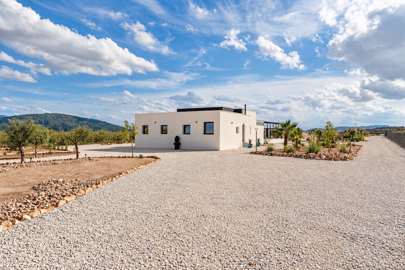 5 soveværelse Villa til salg i Pinoso med swimmingpool - € 680.000 (Ref: 10153150)