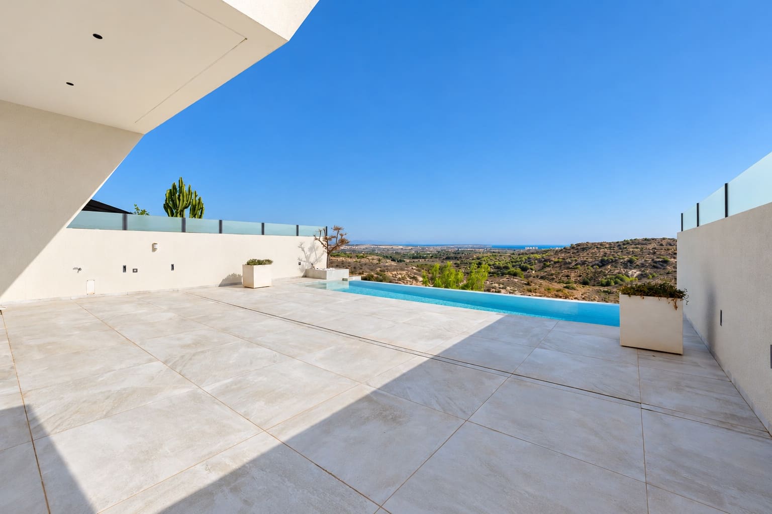 5 soveværelse Villa til salg i Ciudad Quesada med swimmingpool garage - € 875.000 (Ref: 10153151)