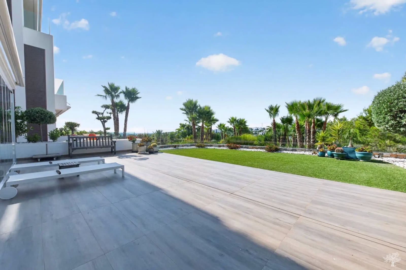 3 Zimmer Apartment zu verkaufen in Las Colinas Golf mit Pool Garage - 570.000 € (Ref: 10179383)