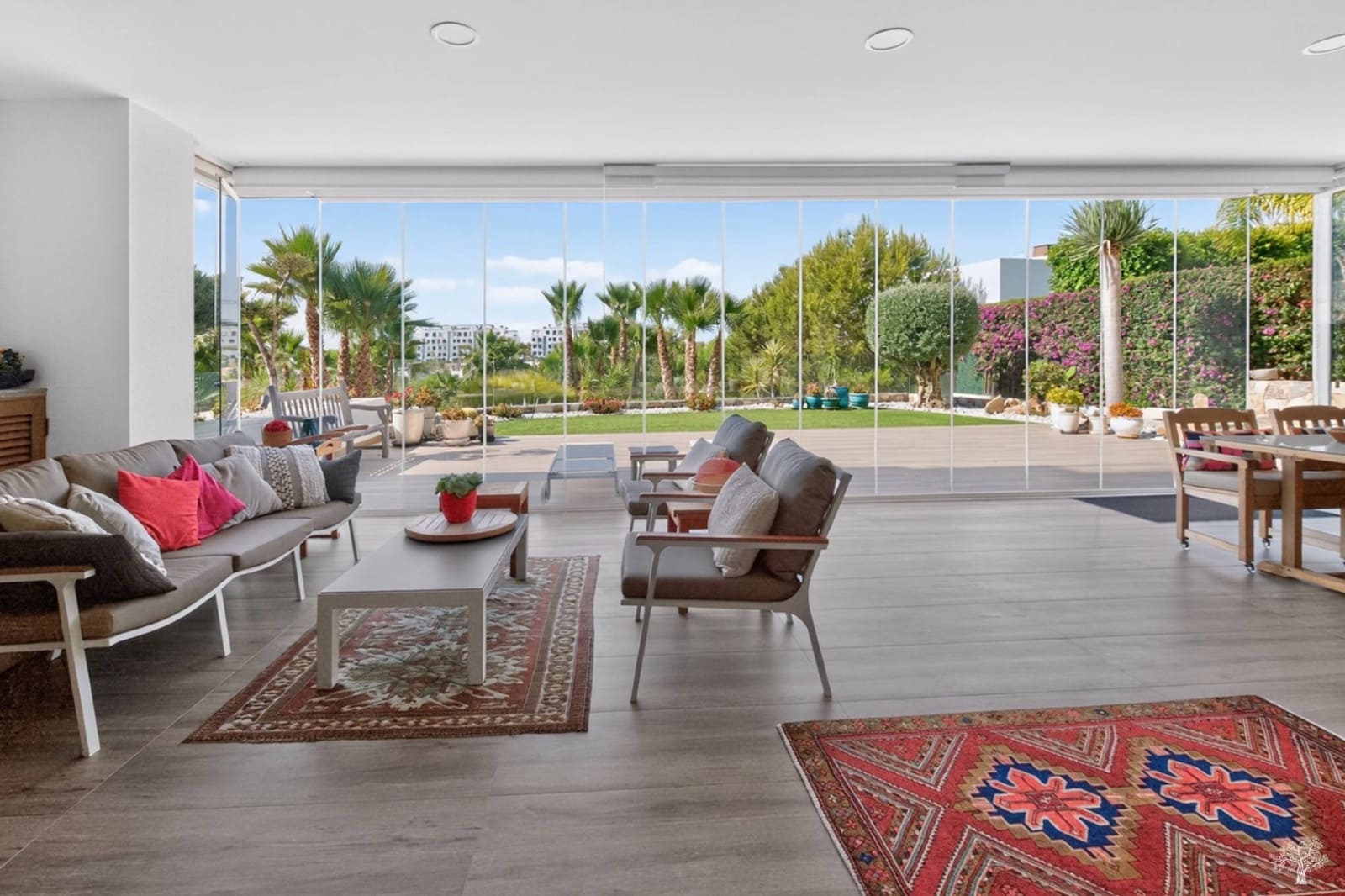 3 Zimmer Apartment zu verkaufen in Las Colinas Golf mit Pool Garage - 570.000 € (Ref: 10179383)
