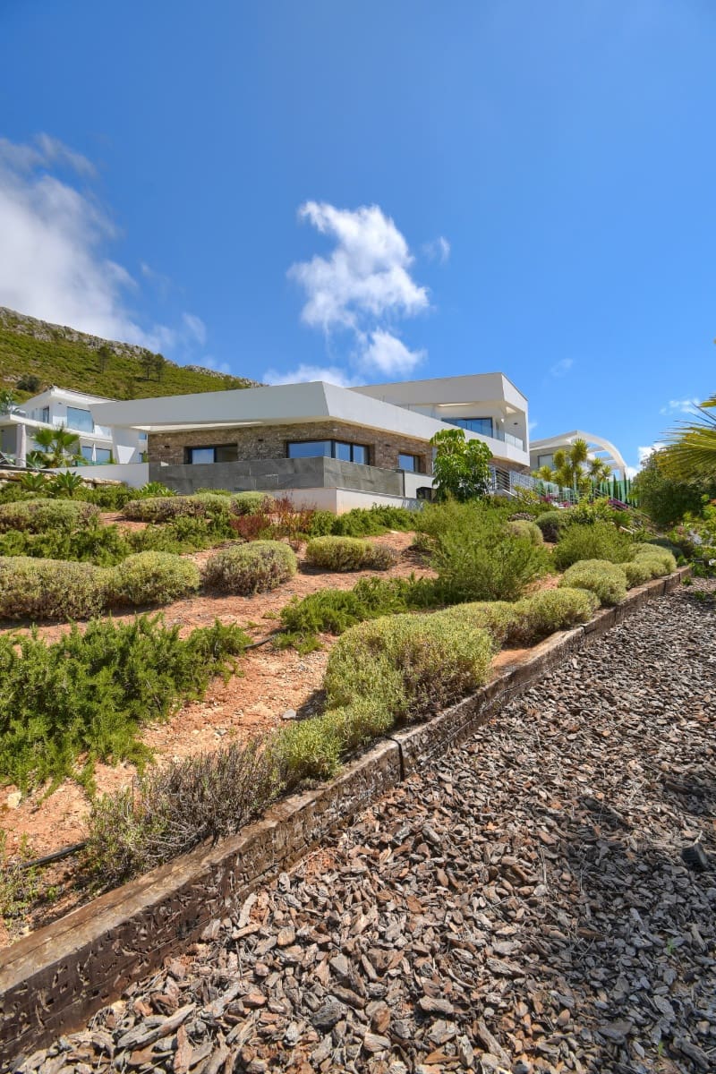 4 soveværelse Villa til salg i Javea / Xabia med swimmingpool - € 1.575.000 (Ref: 7720866)