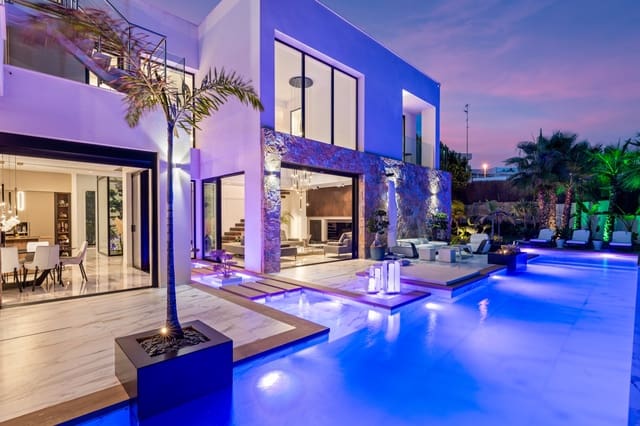 4 soveværelse Villa til salg i Las Colinas Golf, Orihuela med swimmingpool garage - € 2.888.000 (Ref: 8583414)