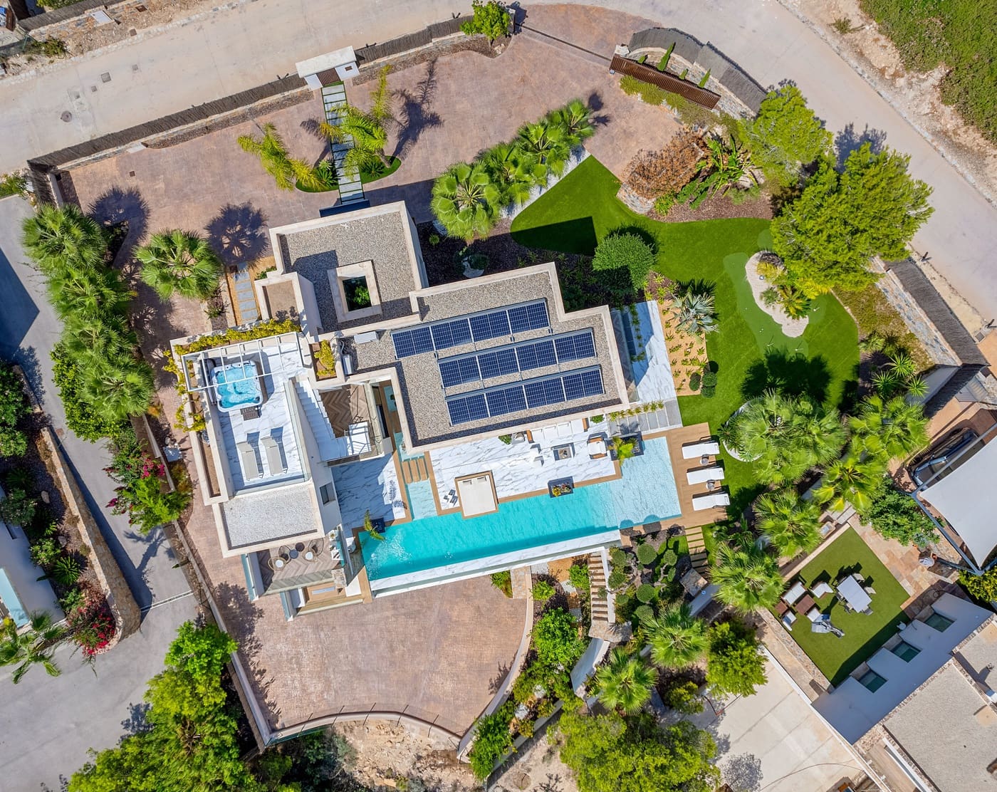 4 slaapkamer Villa te koop in Las Colinas Golf met zwembad garage - € 2.888.000 (Ref: 8583414)