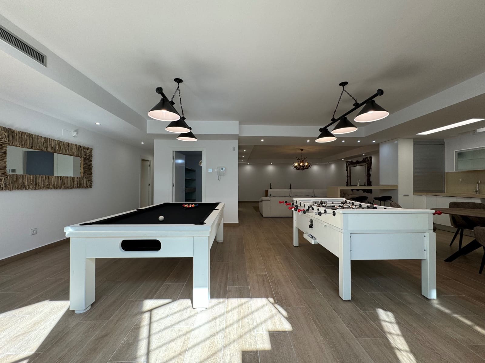 5 slaapkamer Villa te koop in San Miguel de Salinas met zwembad garage - € 849.000 (Ref: 8585624)