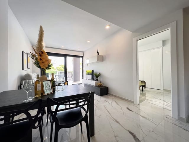 2 chambre Appartement à vendre à Los Altos avec piscine garage - 269 000 € (Ref: 8585658)