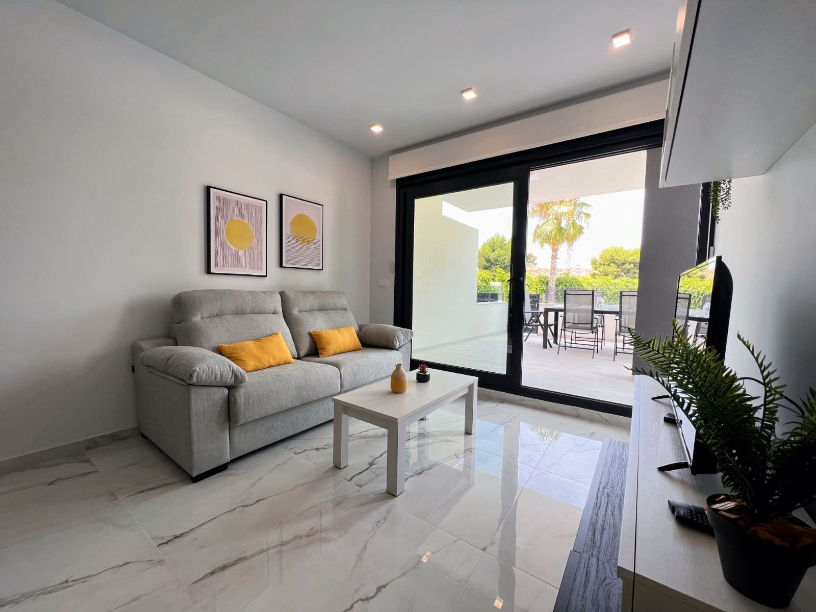 2 bedroom Apartment for sale in Los Altos with pool garage - € 269,000 (Ref: 8585658)