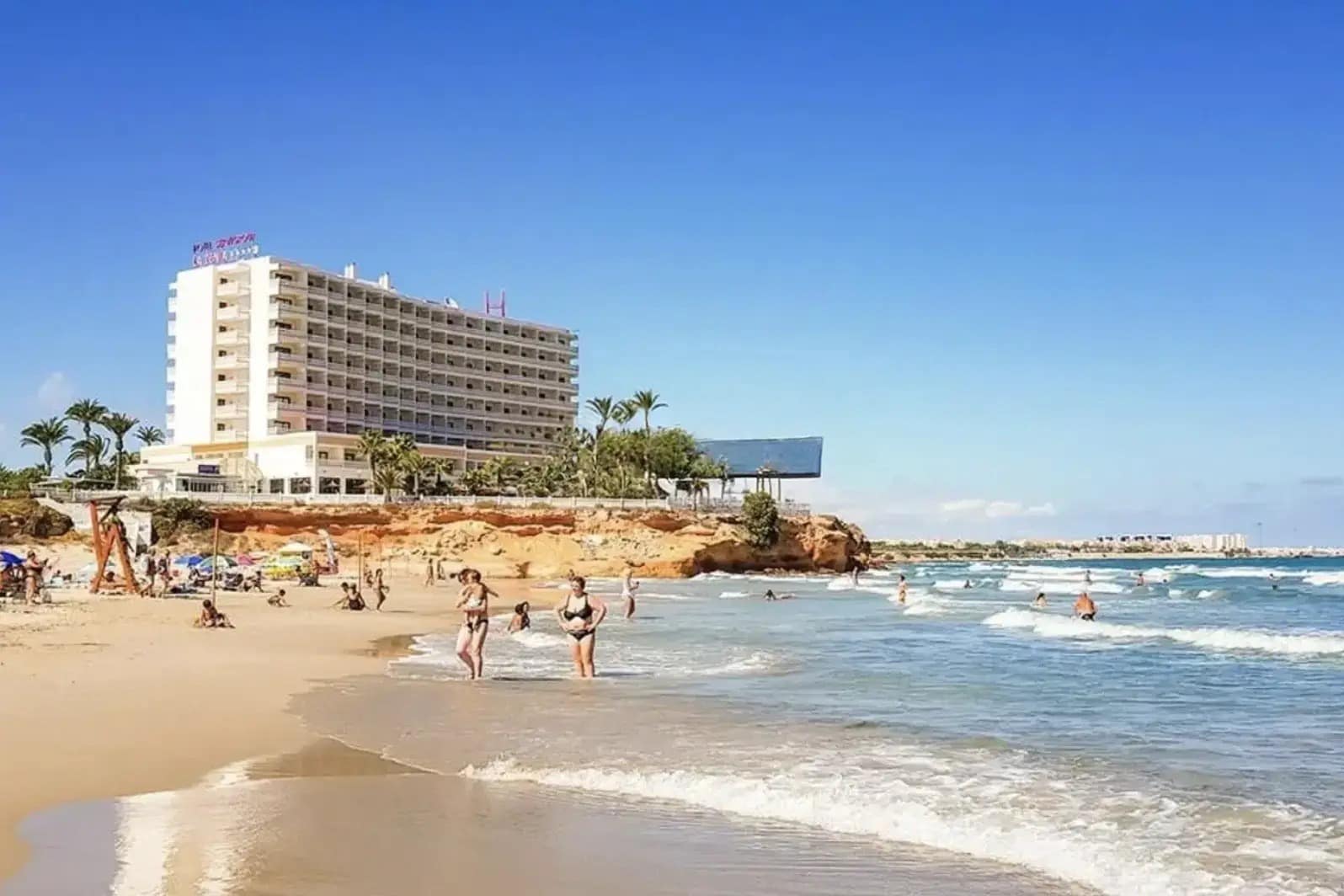 4 chambre Villa/Maison à vendre à La Zenia avec piscine garage - 1 300 000 € (Ref: 8688842)