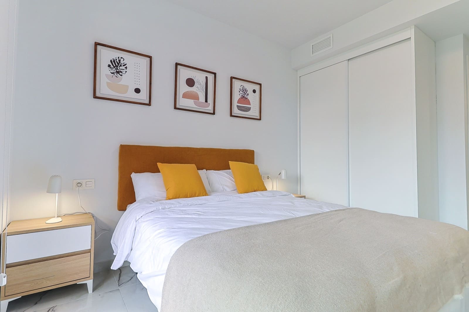 2 chambre Appartement à vendre à Los Altos avec piscine garage - 299 950 € (Ref: 8688846)