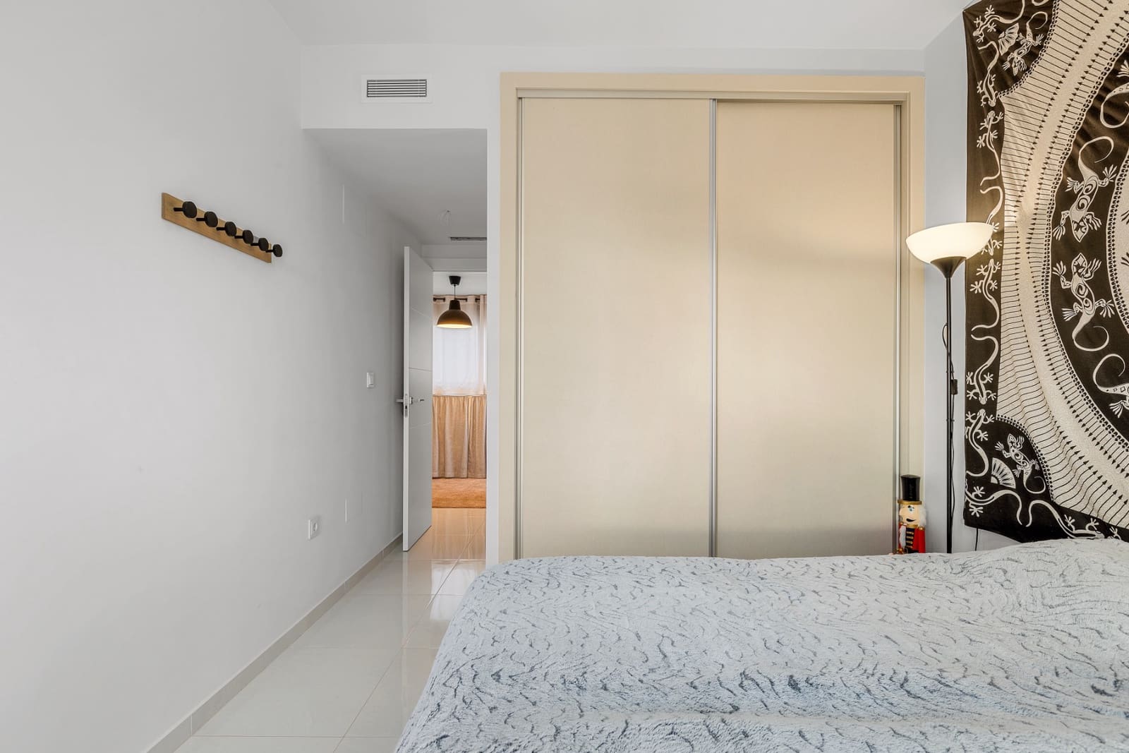 3 bedroom Villa for sale in Villamartin with pool - € 435,000 (Ref: 8762592)