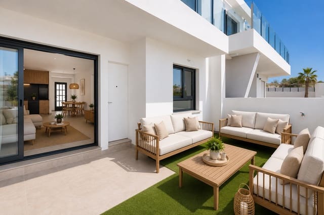 2 soveværelse Bungalow til salg i San Miguel de Salinas med swimmingpool - € 199.000 (Ref: 8942149)