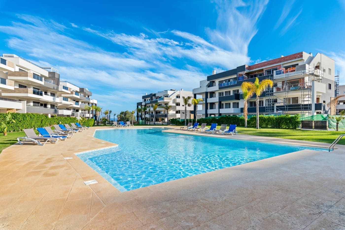 2 soverom Leilighet til salgs i Playa Flamenca med svømmebasseng garasje - € 339 000 (Ref: 9277935)