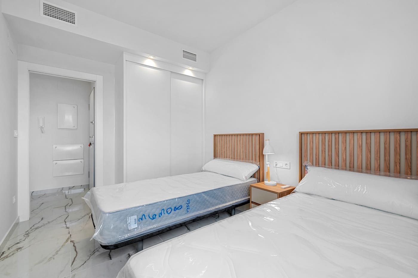 2 chambre Appartement à vendre à Los Altos avec piscine garage - 279 000 € (Ref: 9277937)