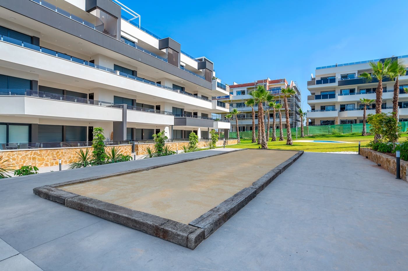 2 chambre Appartement à vendre à Los Altos avec piscine garage - 279 000 € (Ref: 9277937)