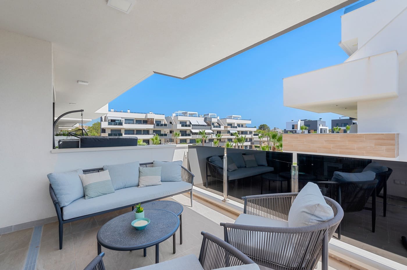 2 bedroom Apartment for sale in Los Altos with pool garage - € 284,500 (Ref: 9277939)